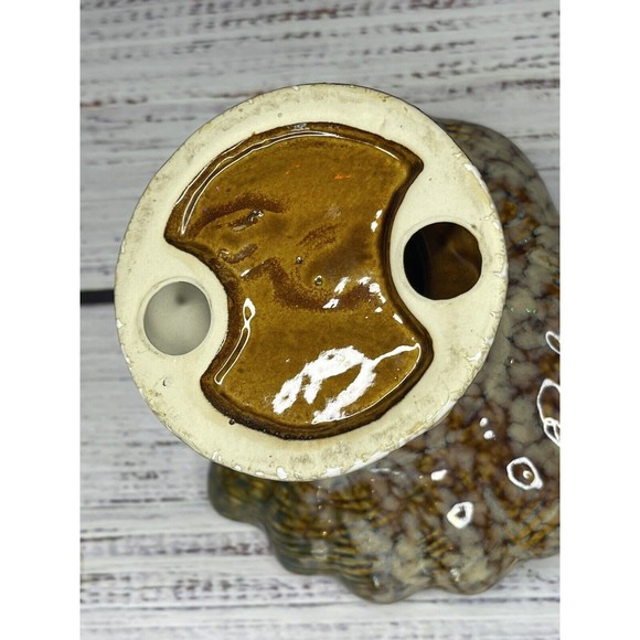 Glazed Ceramic Fish and Sea Shell Pedestal Soap Dish Stand - Picture 10 of 13